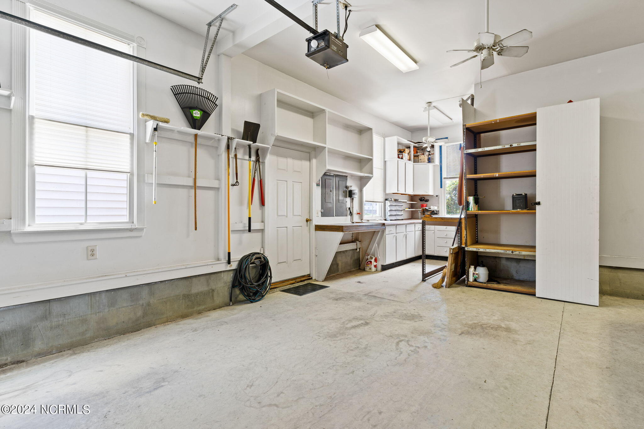 1721 Windward Place SW