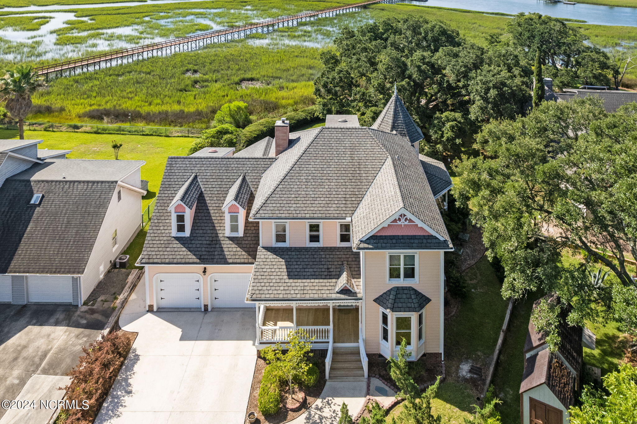 1721 Windward Place SW