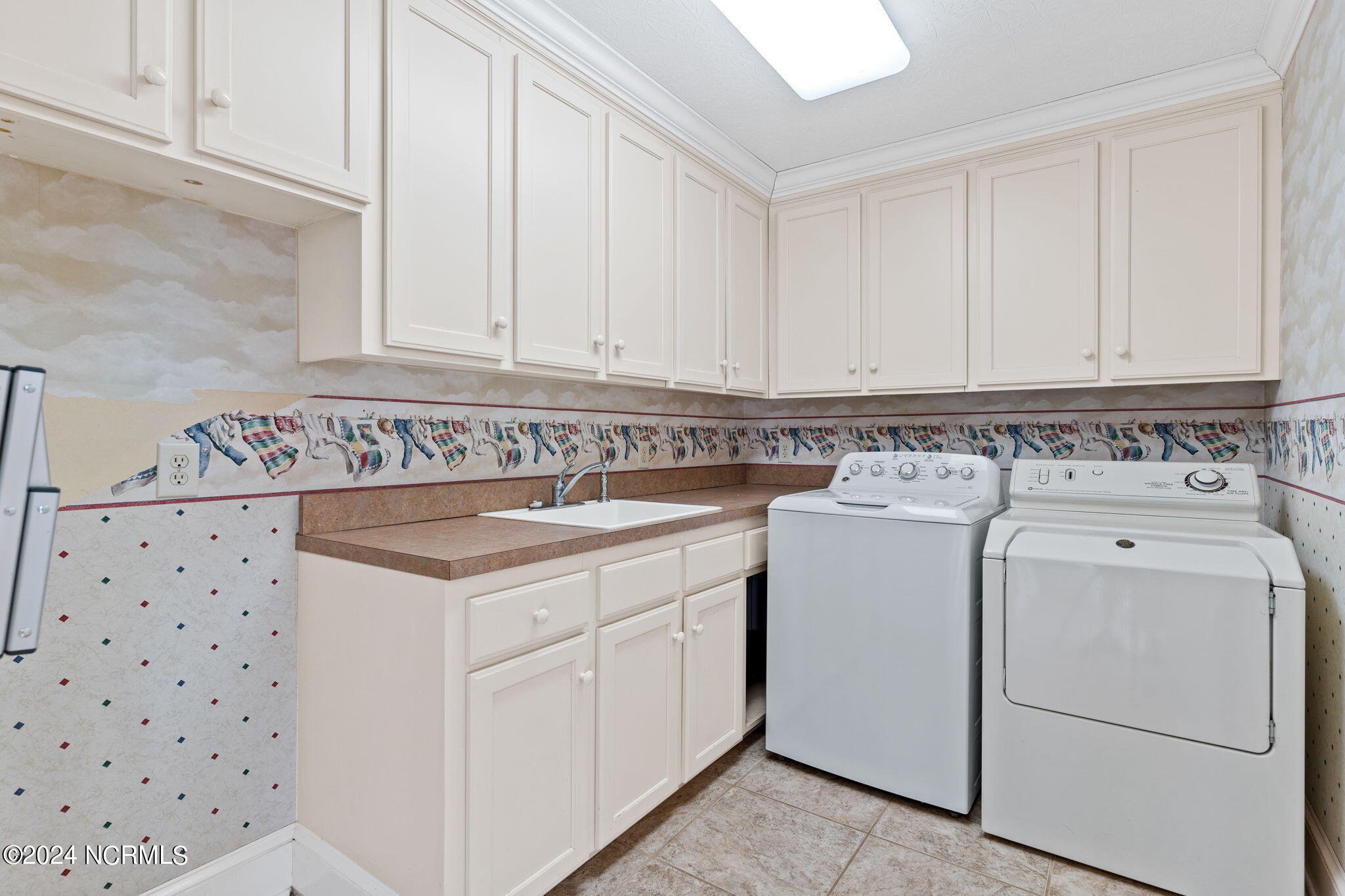 1721 Windward Place SW