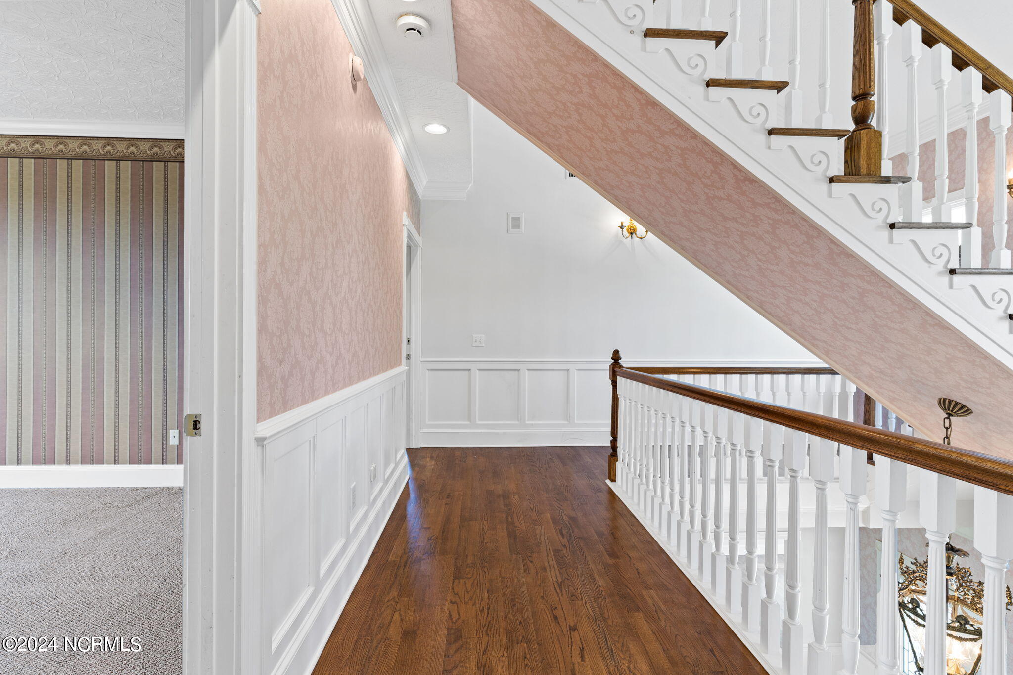 1721 Windward Place SW