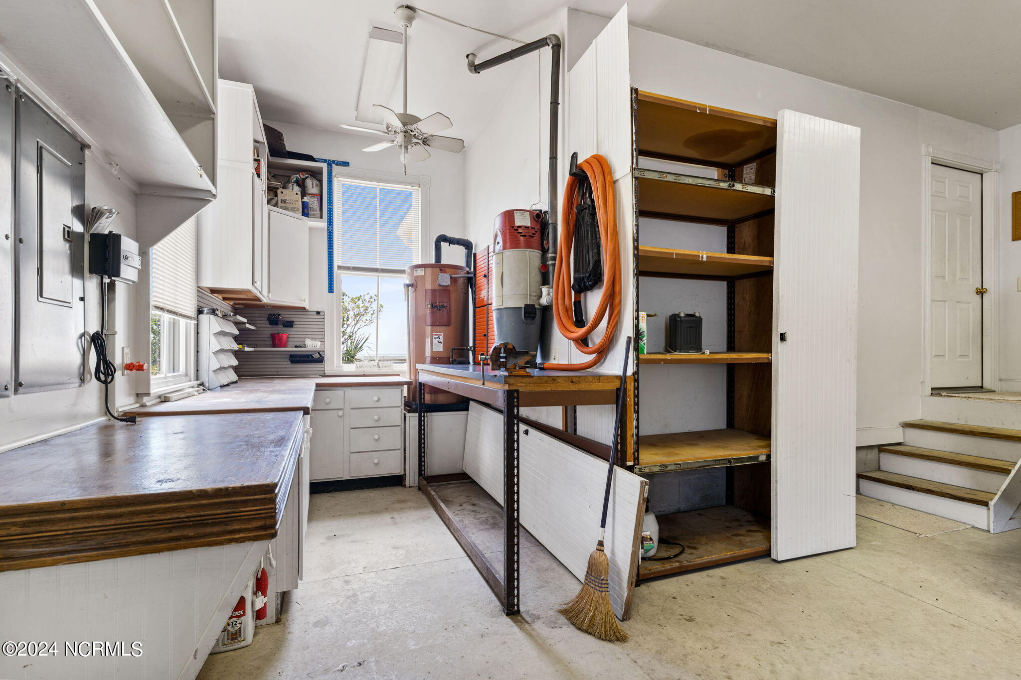 1721 Windward Place SW