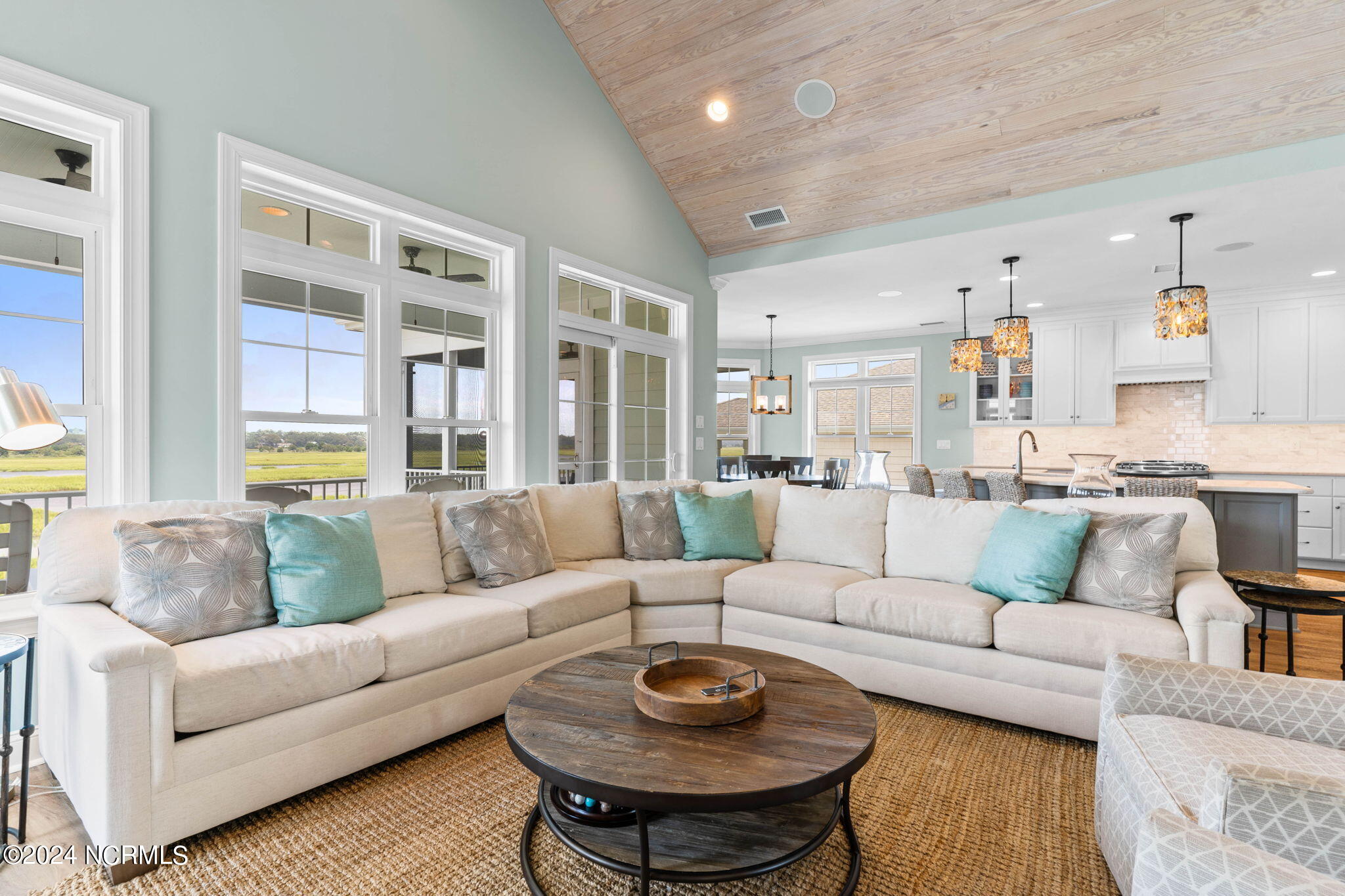 139 Via Old Sound Boulevard