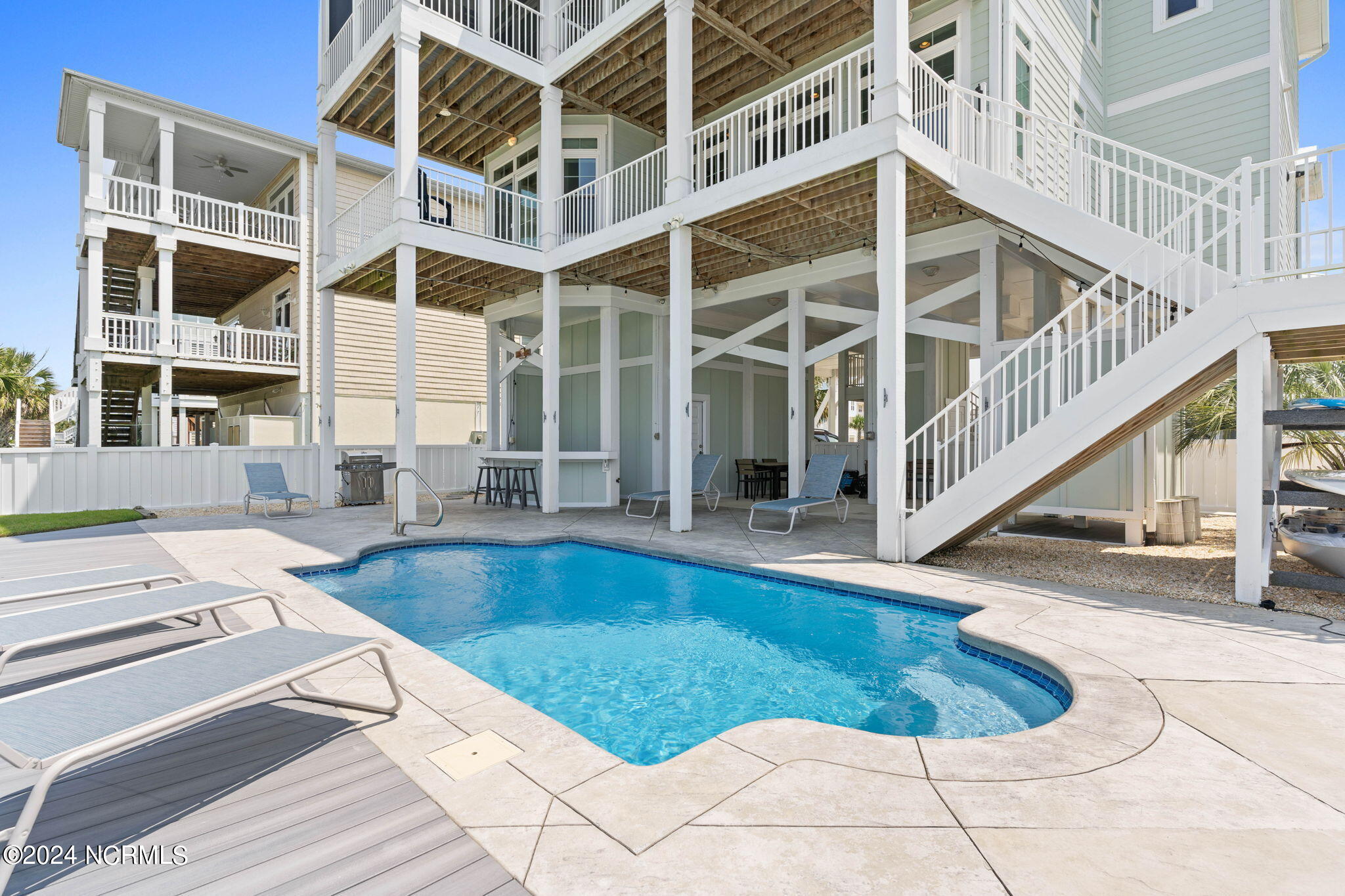 139 Via Old Sound Boulevard