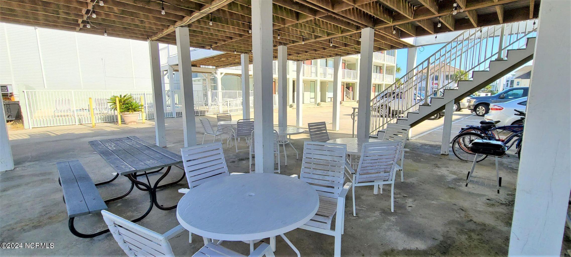 12 Causeway Drive, 303