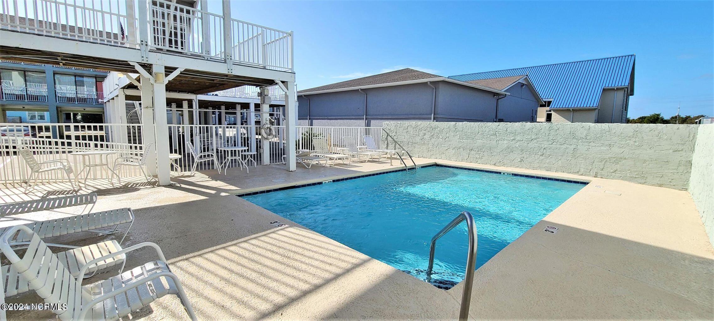 12 Causeway Drive, 303