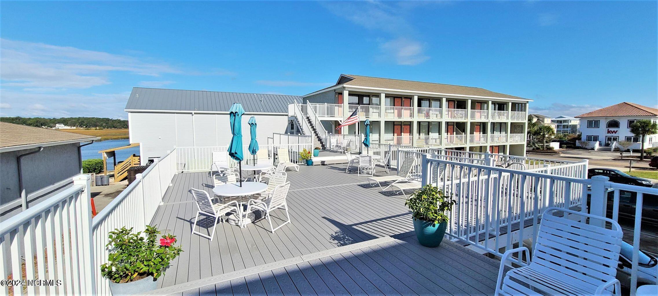 12 Causeway Drive, 303