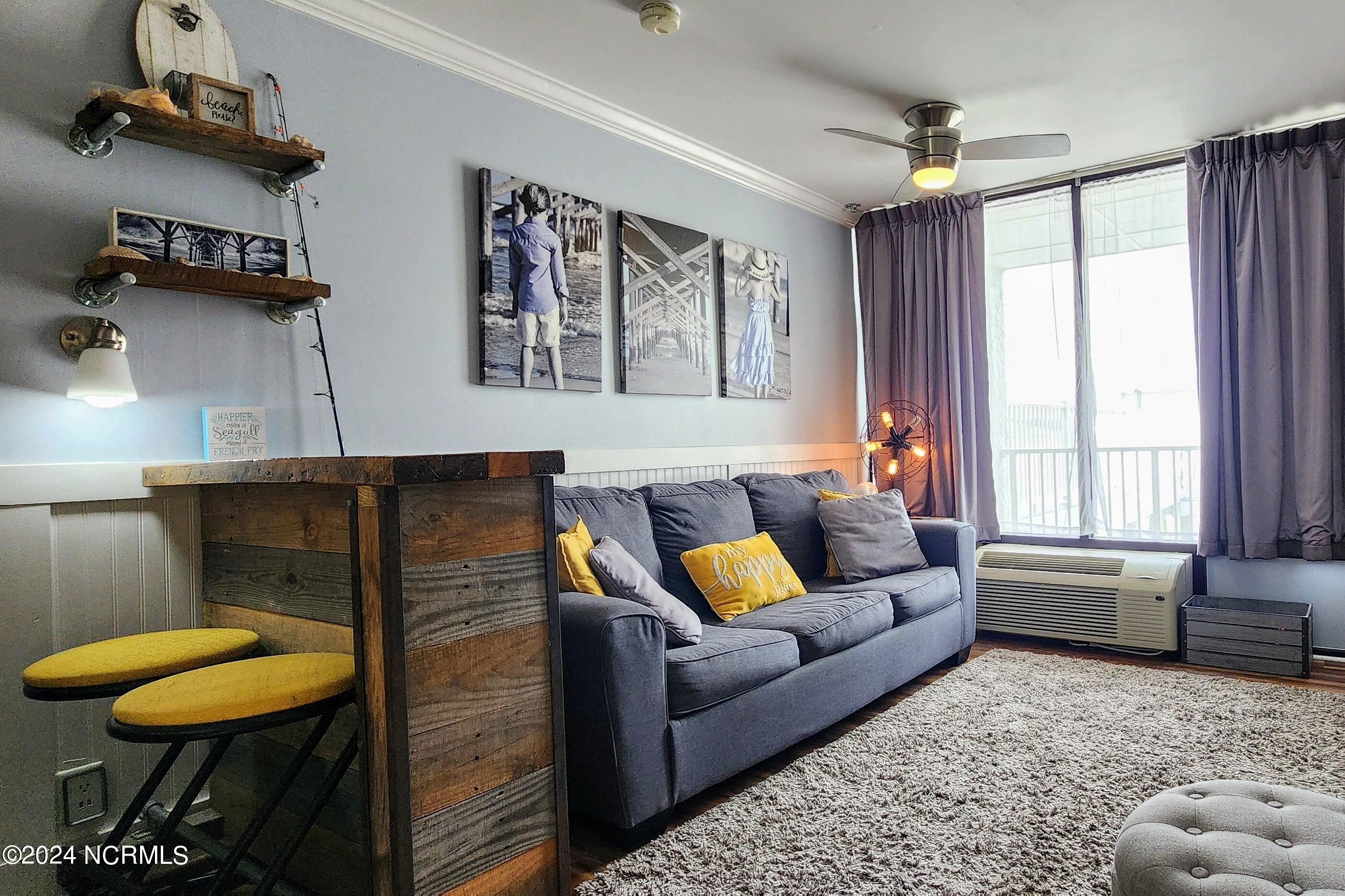 12 Causeway Drive, 208