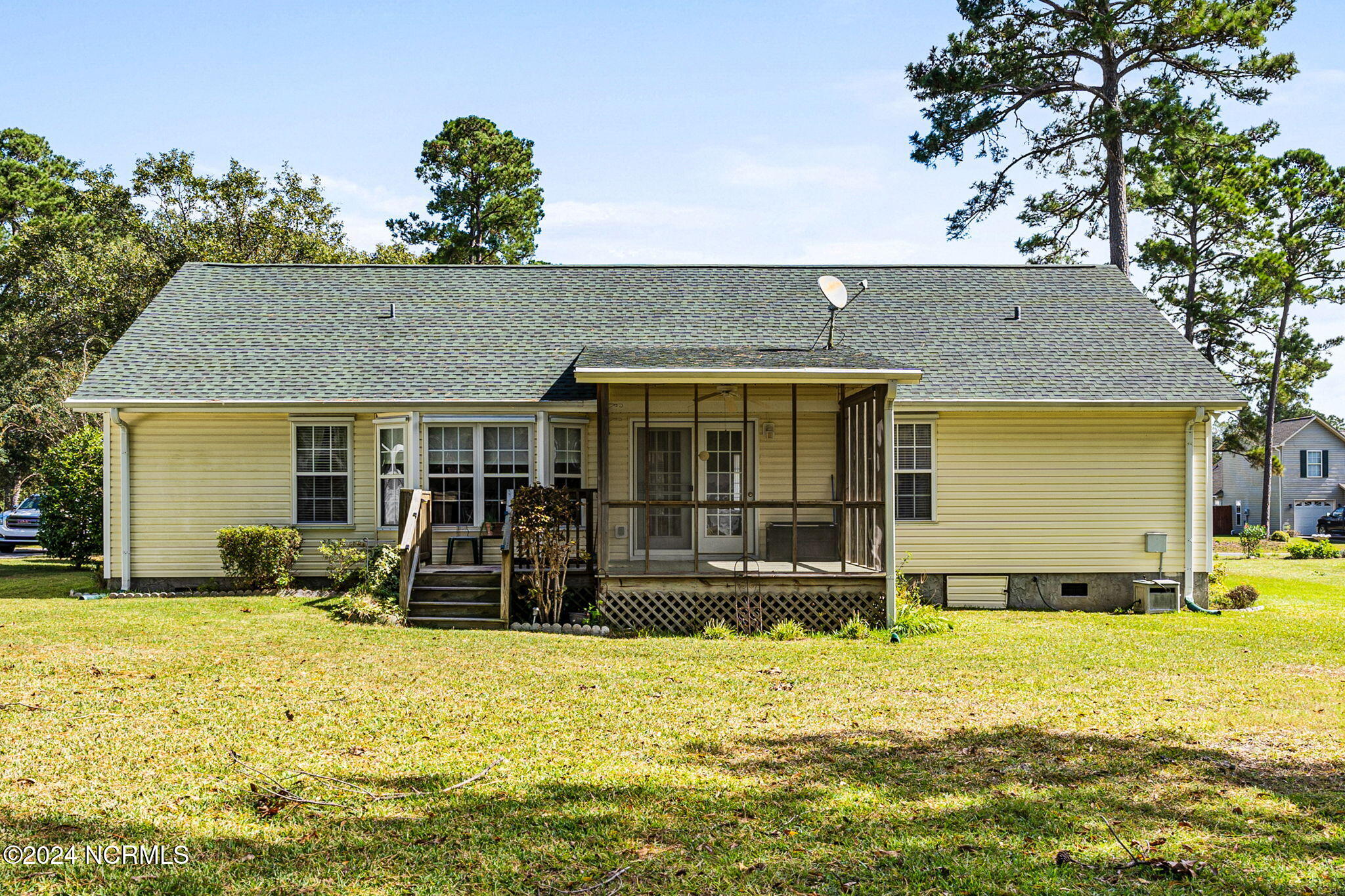 92 Plantation Drive SW