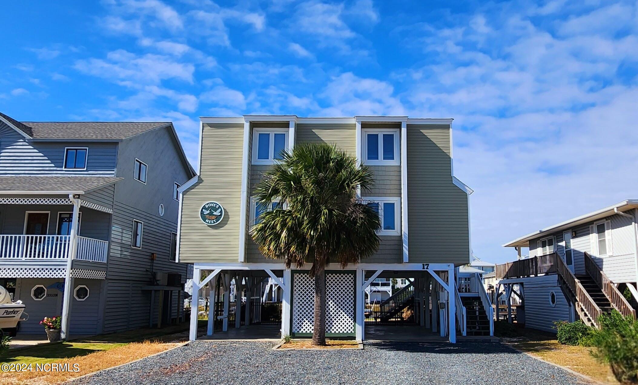17 Monroe Street