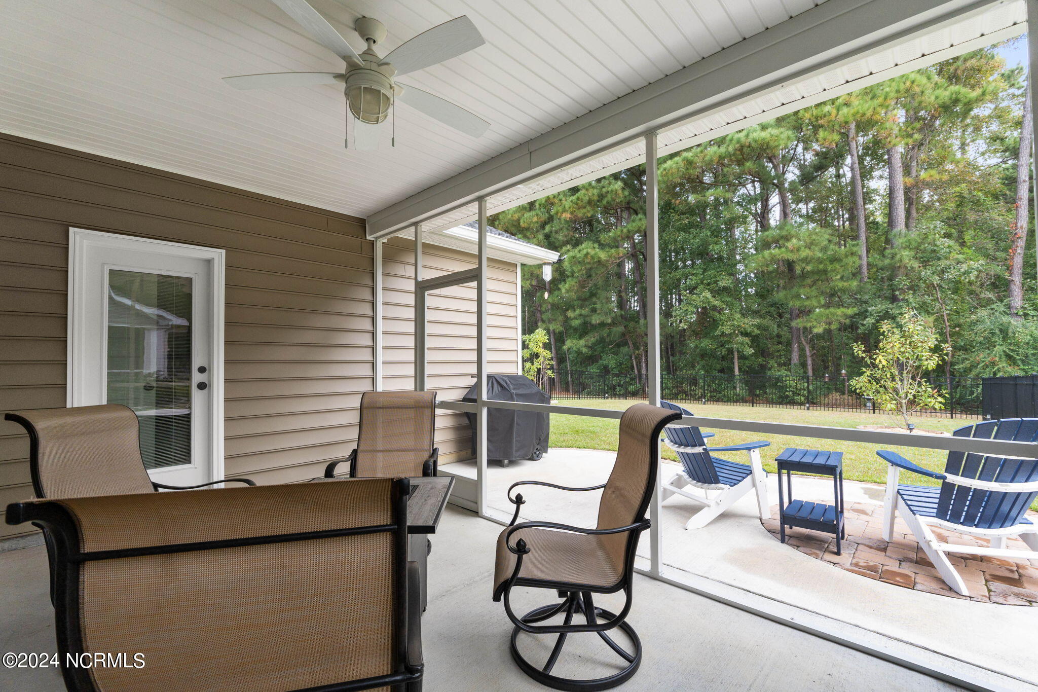 8941 Smithfield Drive NW