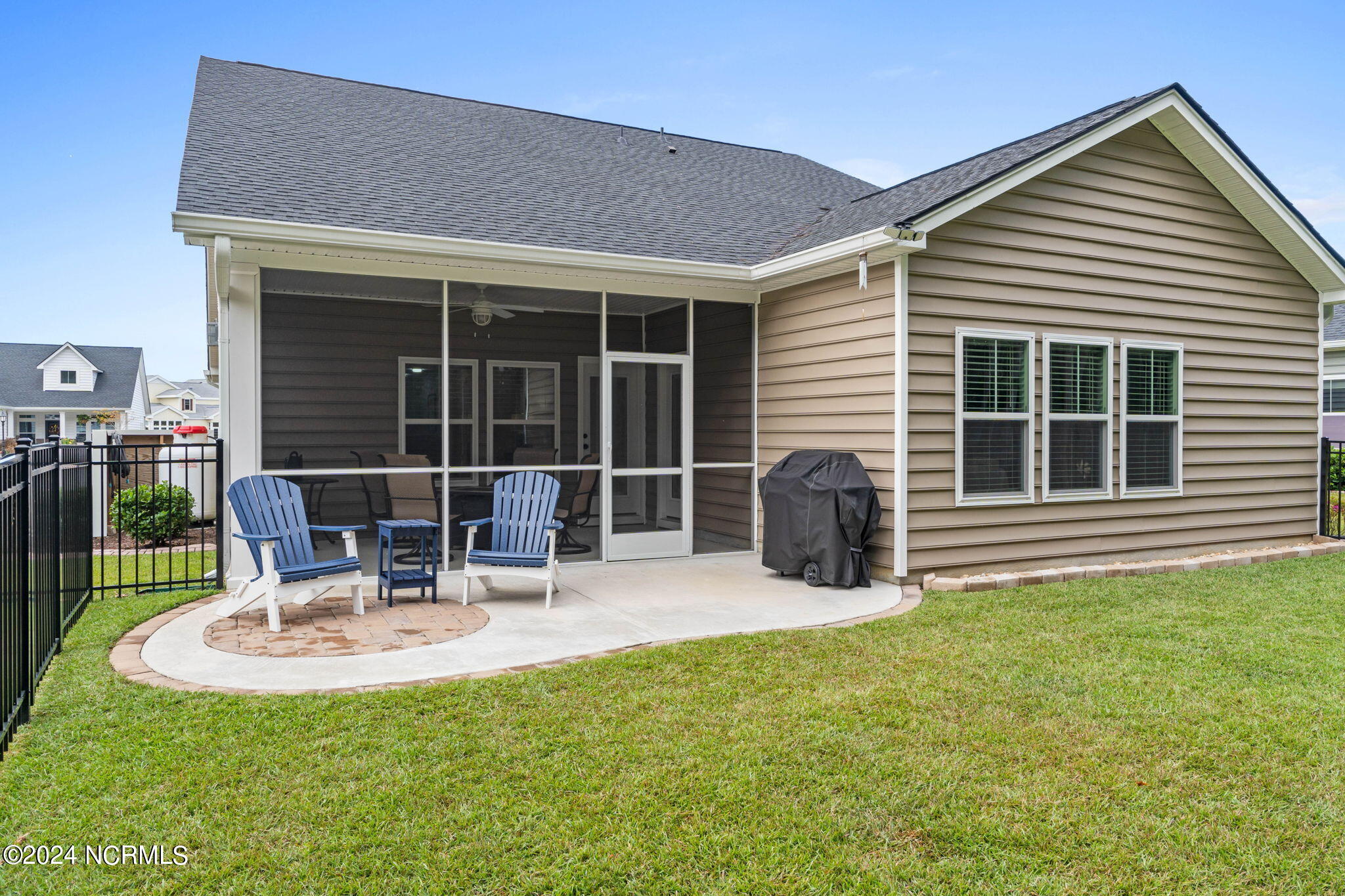 8941 Smithfield Drive NW