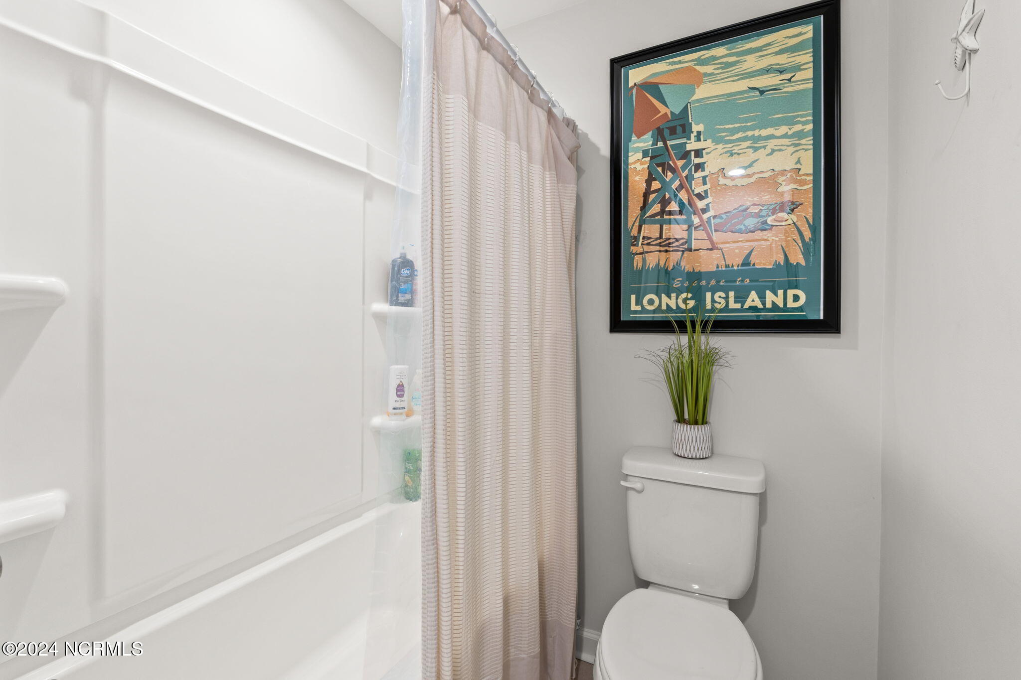 8872 Radcliff Drive NW, 3