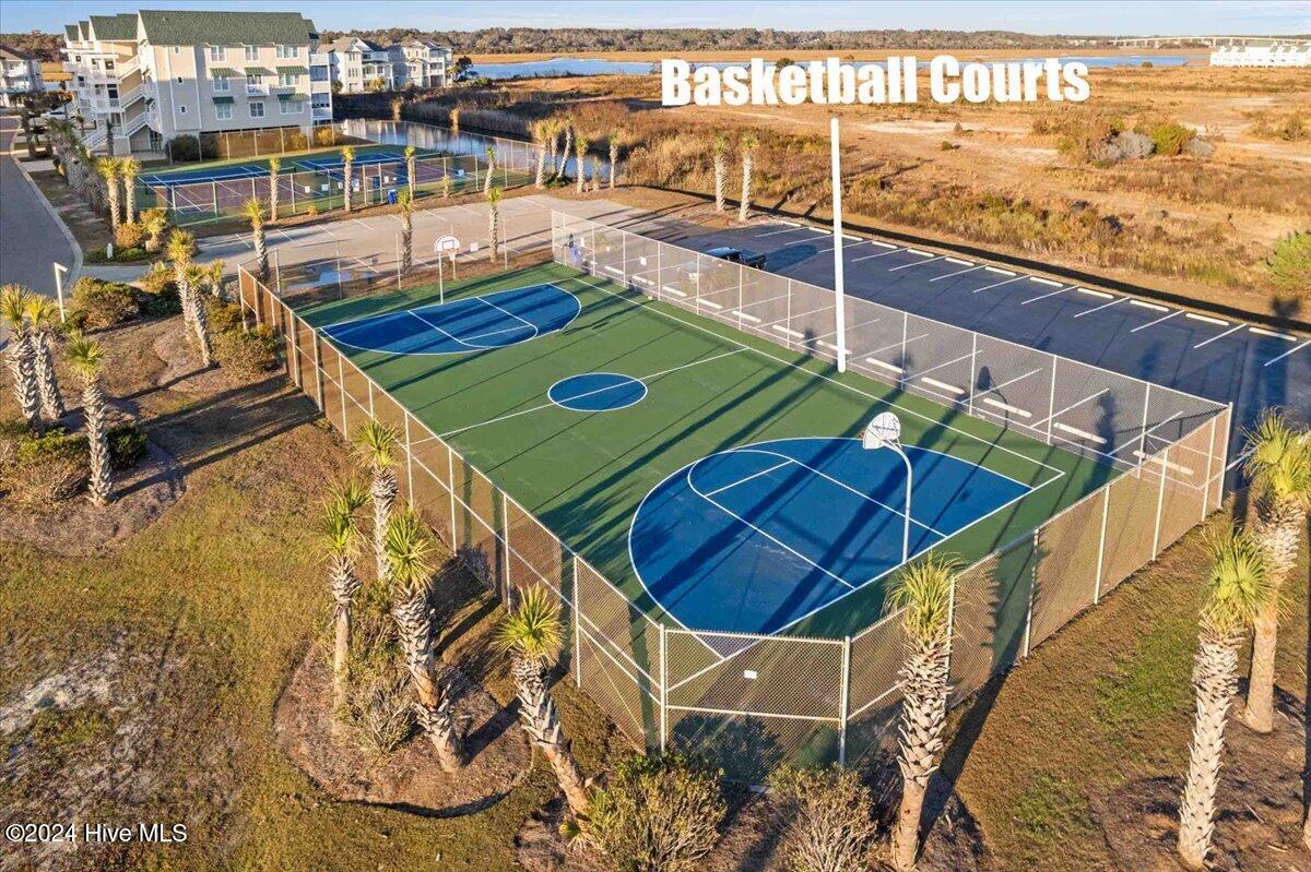 160 Via Old Sound Boulevard, # F