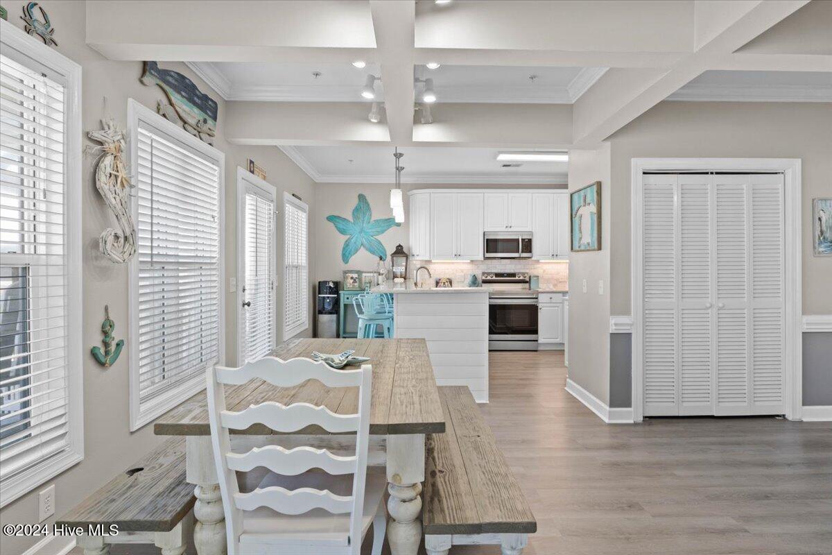 160 Via Old Sound Boulevard, # F