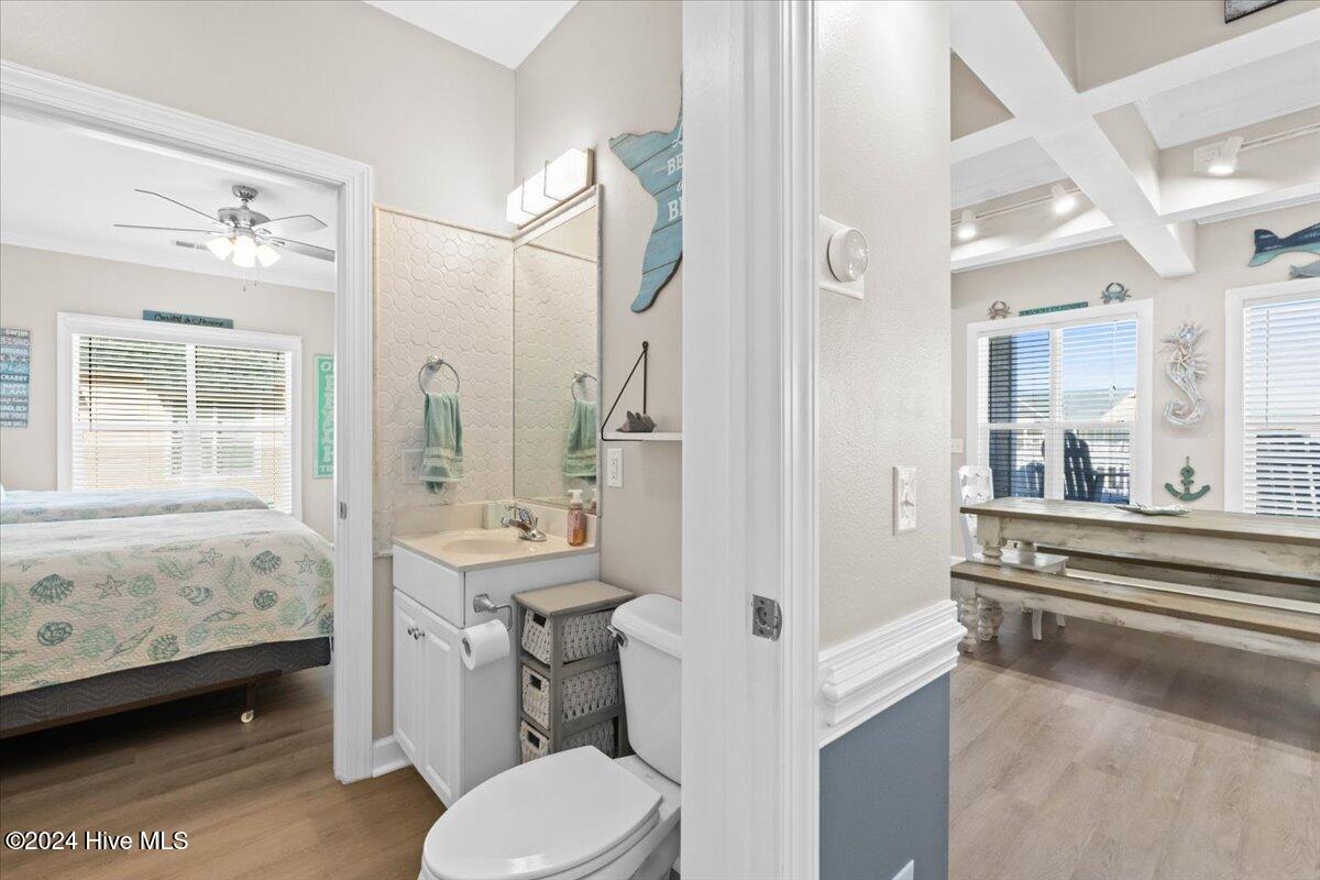 160 Via Old Sound Boulevard, # F