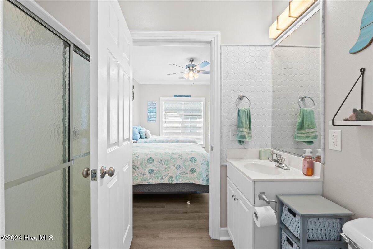 160 Via Old Sound Boulevard, # F