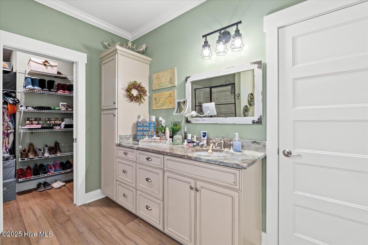 1612 Settlers Way SW