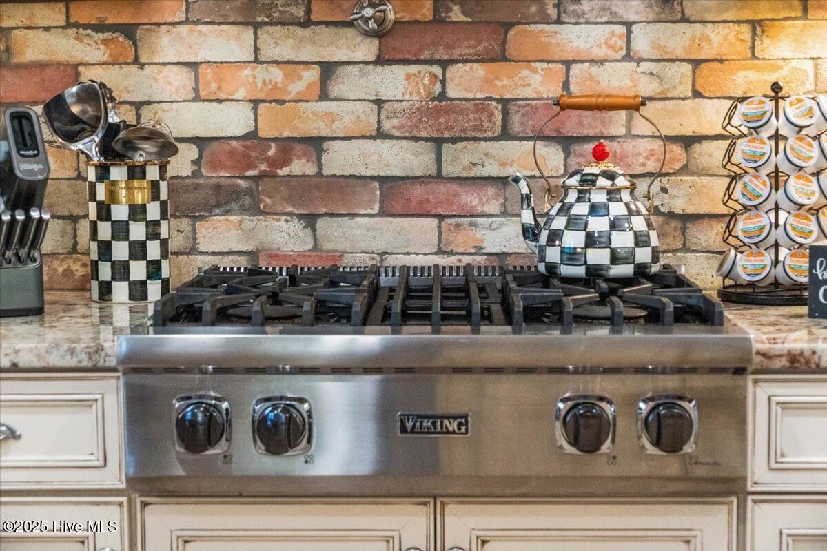 1612 Settlers Way SW