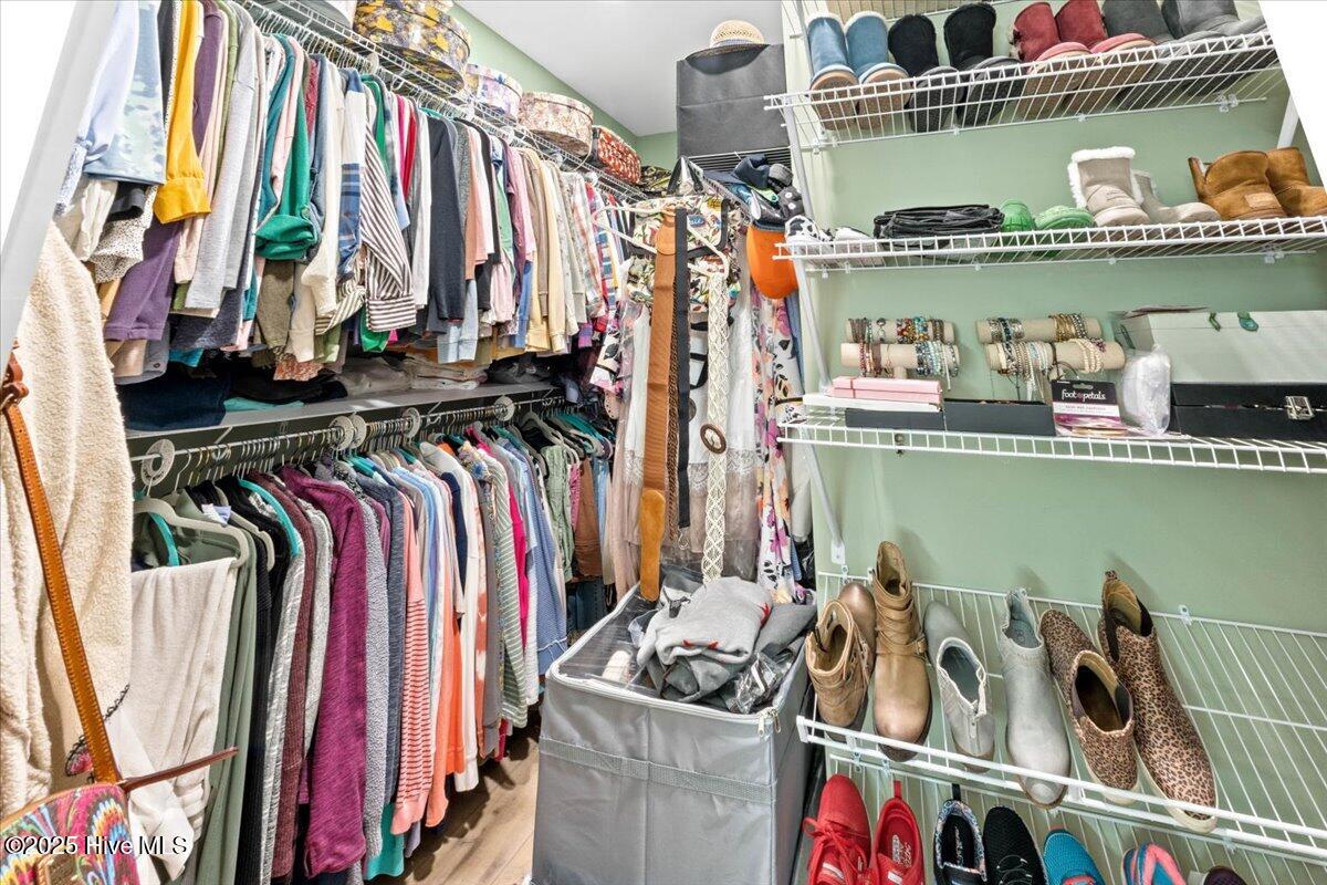 1612 Settlers Way SW