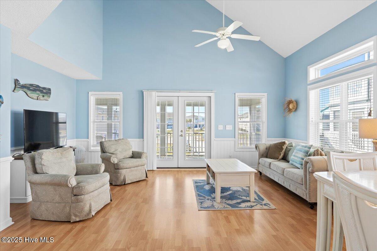 427 1st Street