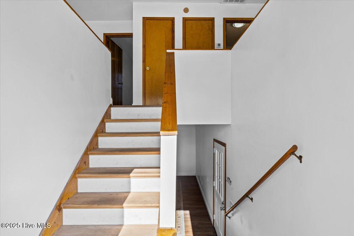 849 N Shore Drive