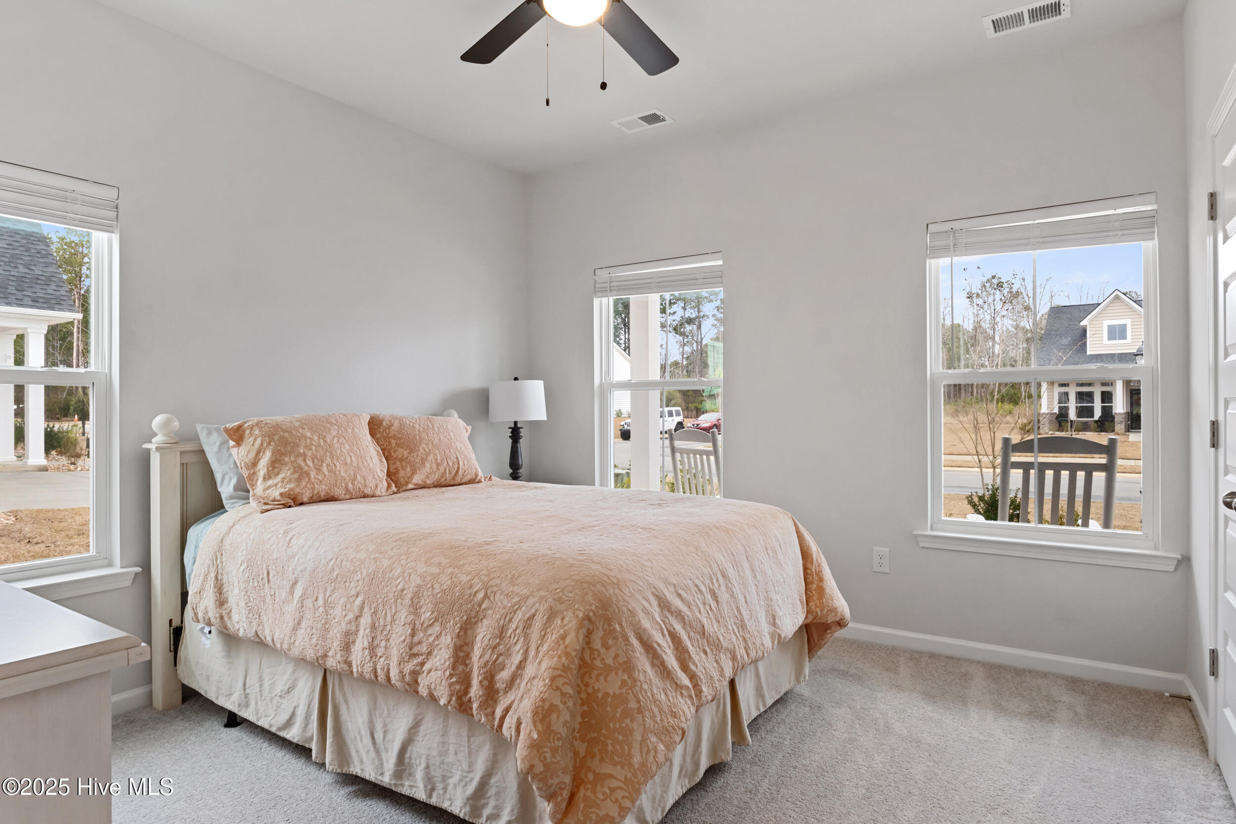 8869 Baton Rouge Avenue NW