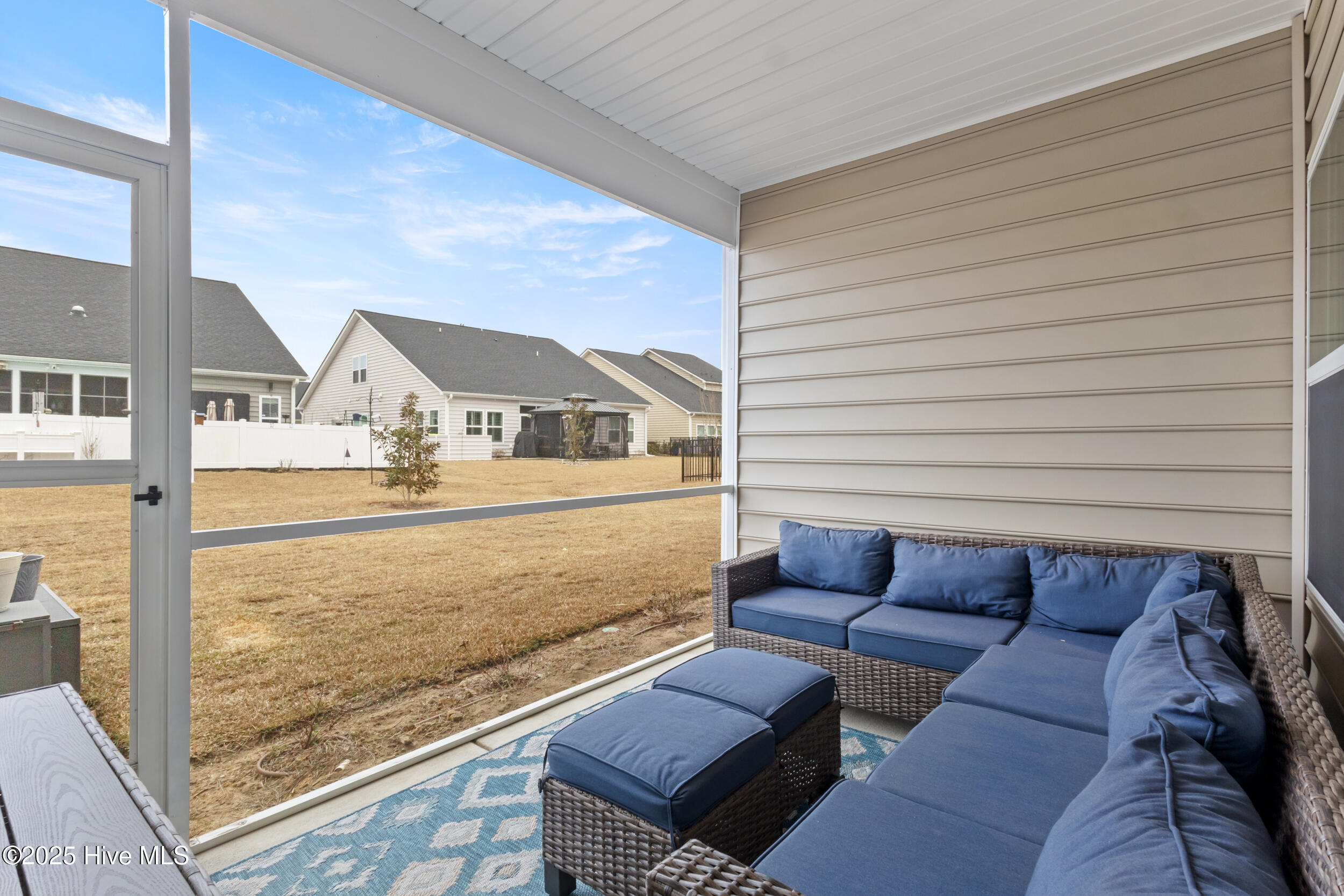 8869 Baton Rouge Avenue NW