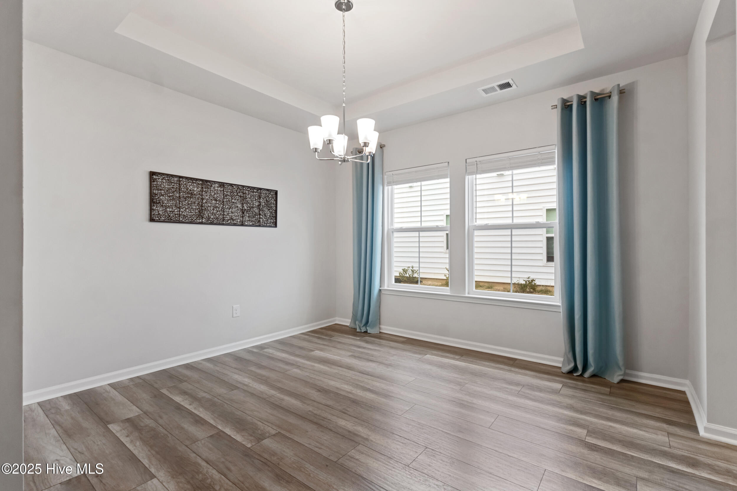 8869 Baton Rouge Avenue NW