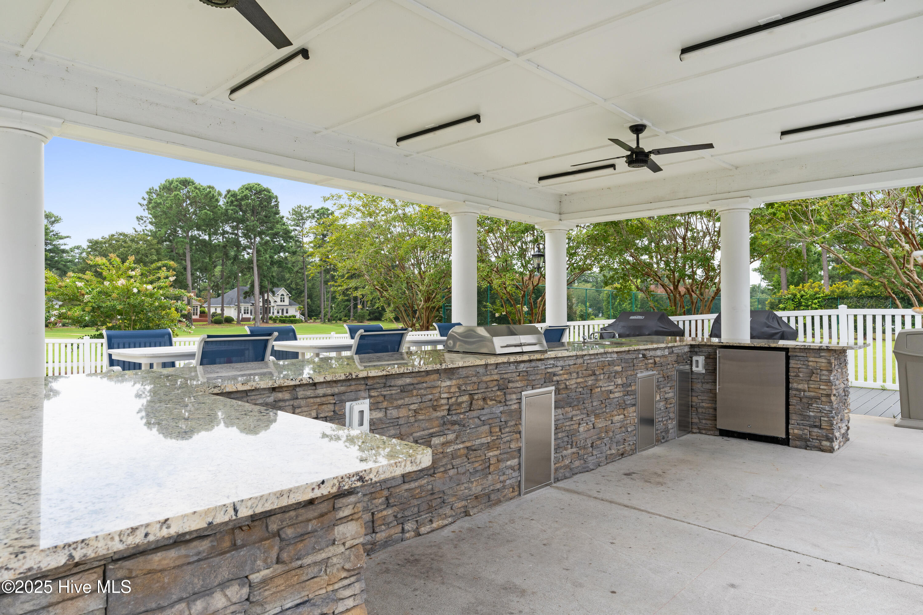 1215 N Middleton Drive NW, 2204