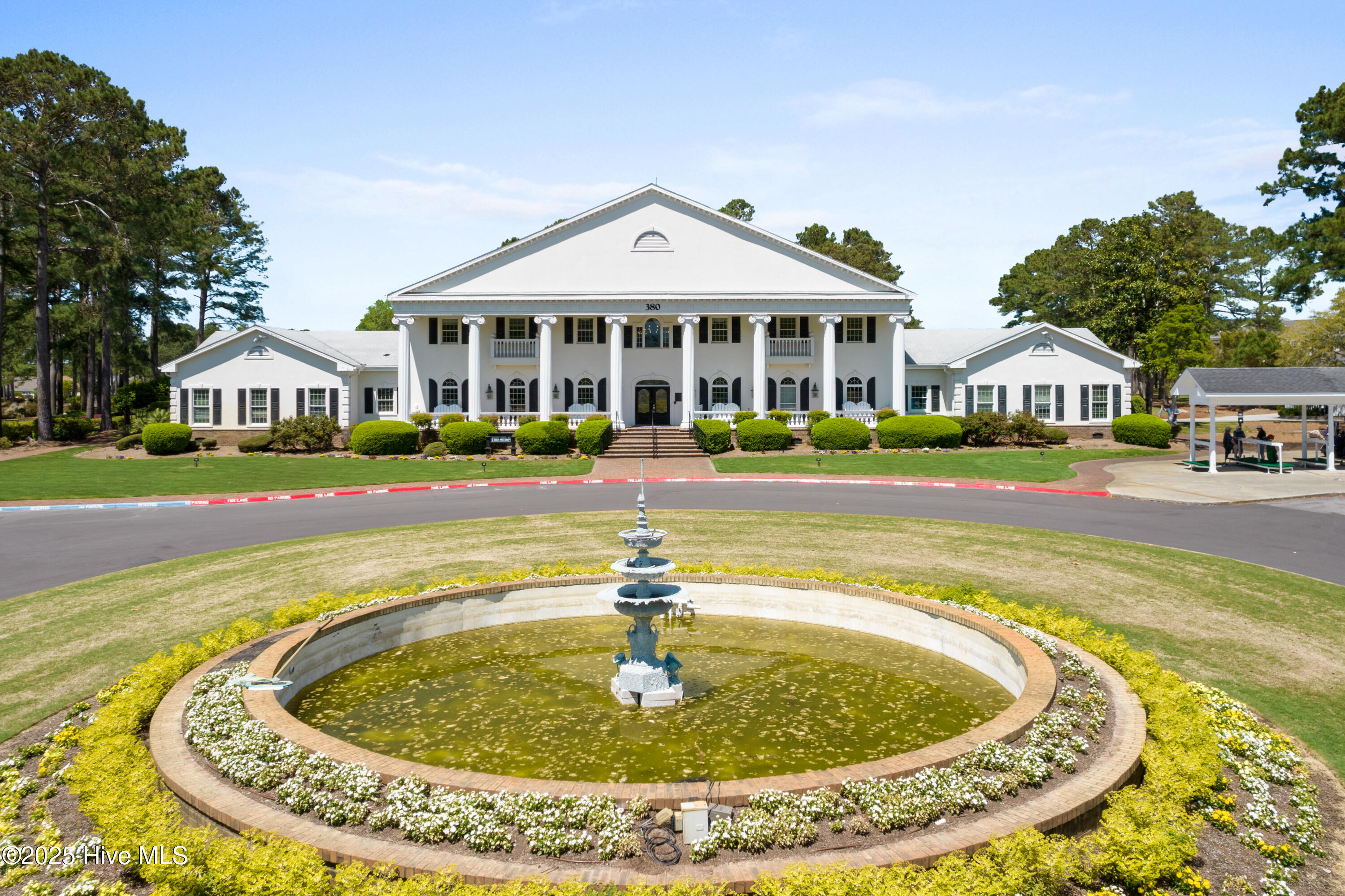 1215 N Middleton Drive NW, 2204