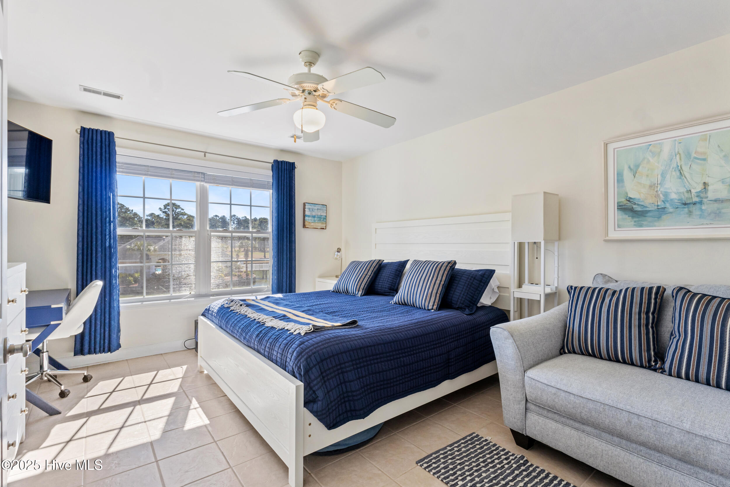 1215 N Middleton Drive NW, 2204