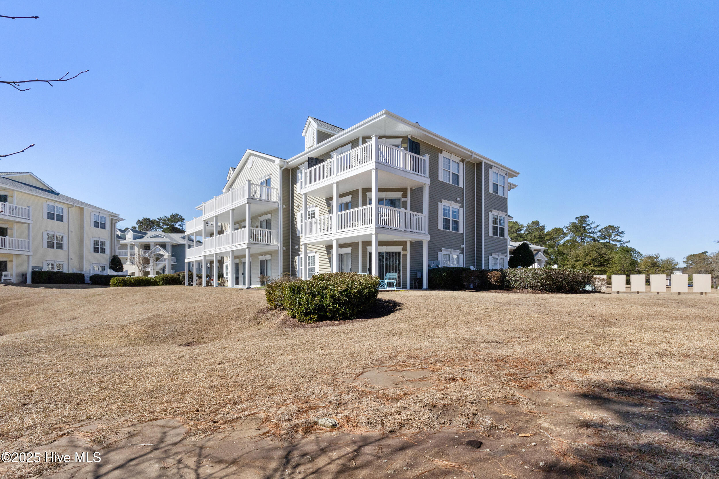 1215 N Middleton Drive NW, 2204