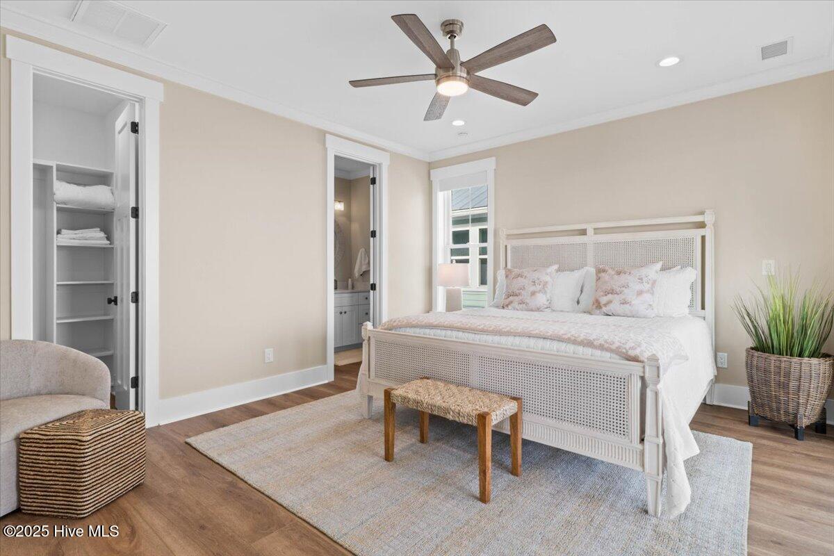 24 Grand View Drive