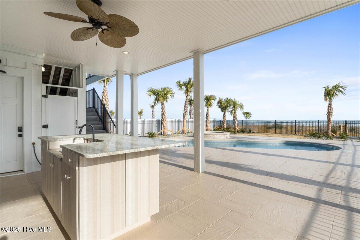 24 Grand View Drive