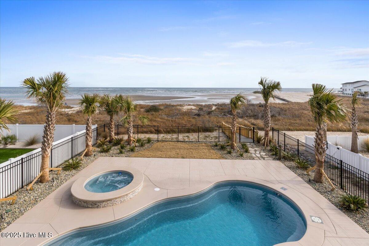 24 Grand View Drive
