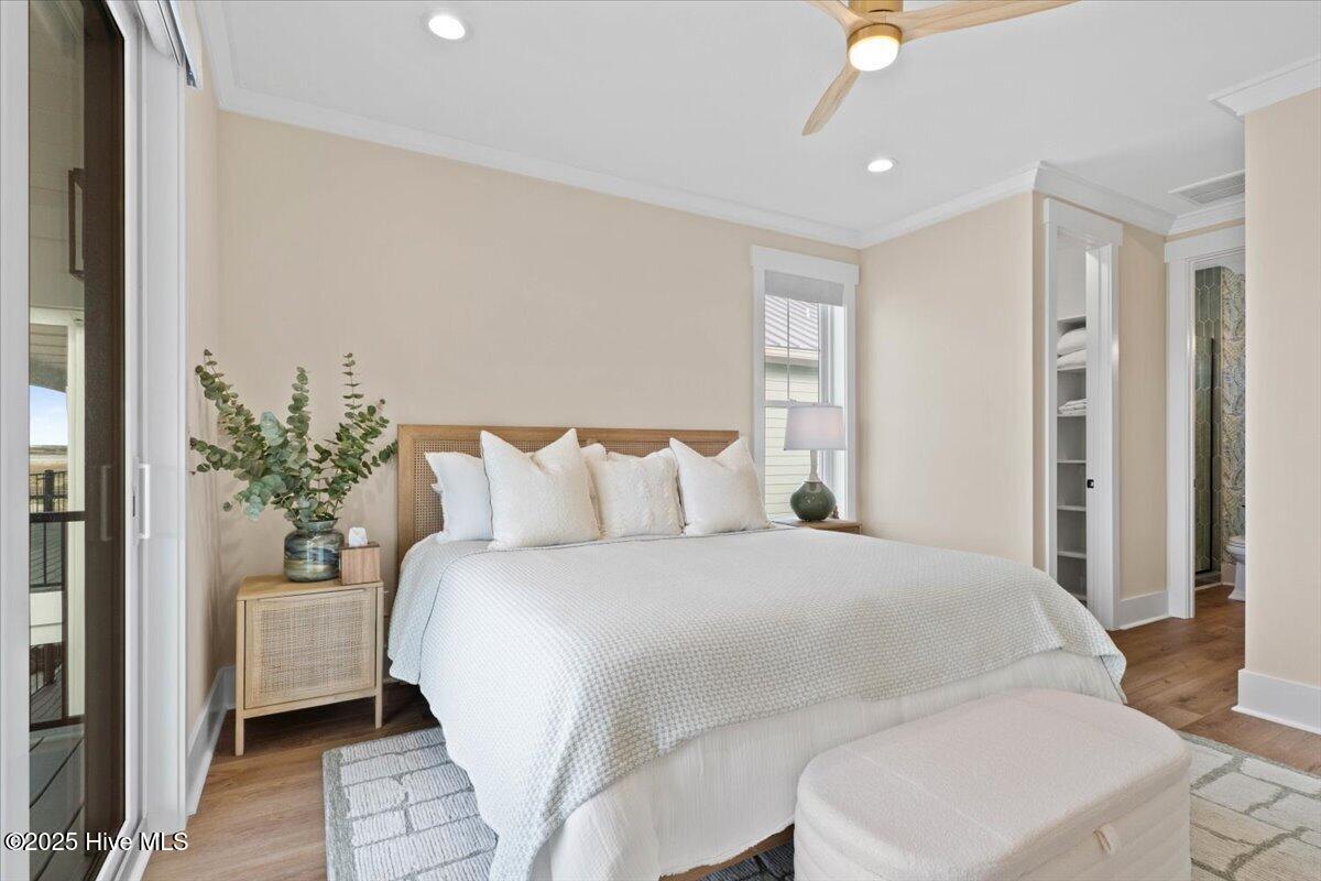 24 Grand View Drive
