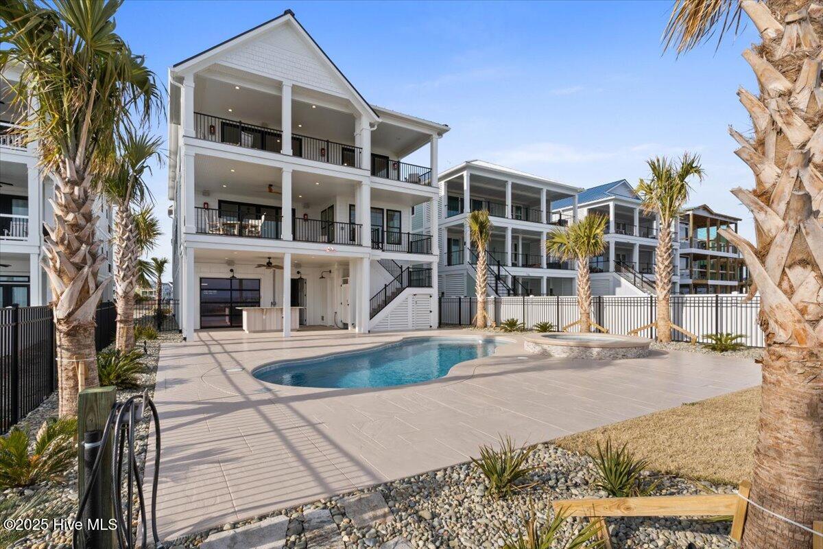 24 Grand View Drive
