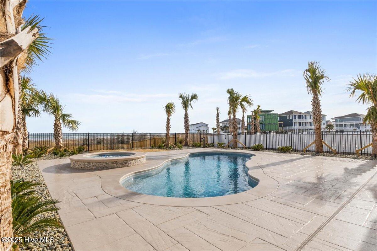 24 Grand View Drive