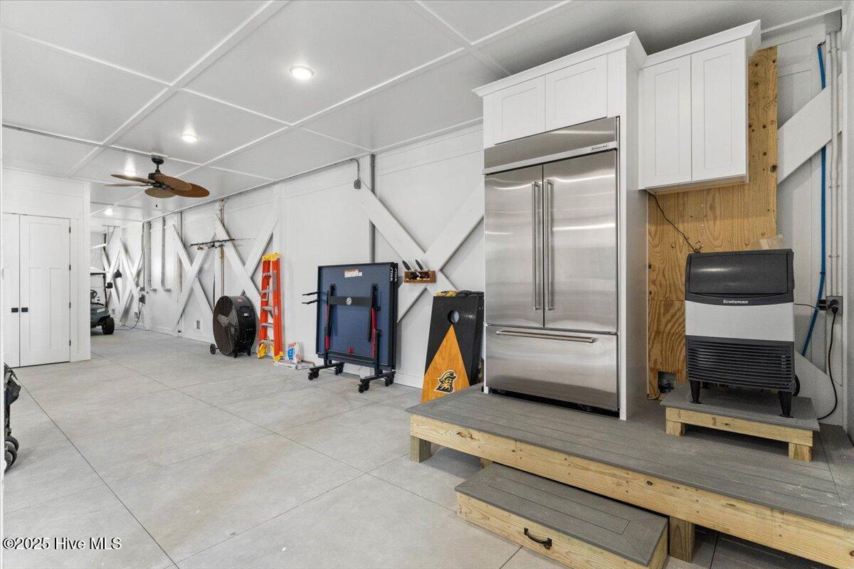 24 Grand View Drive