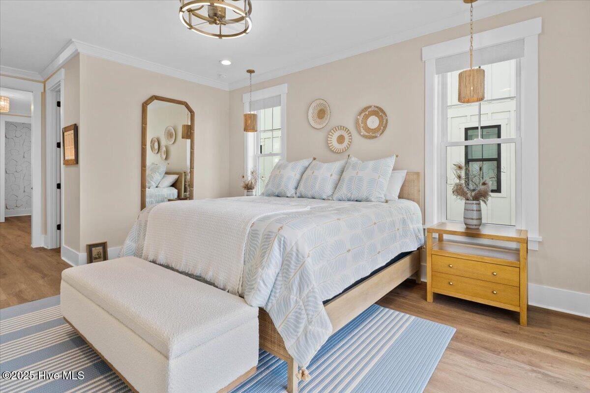 24 Grand View Drive