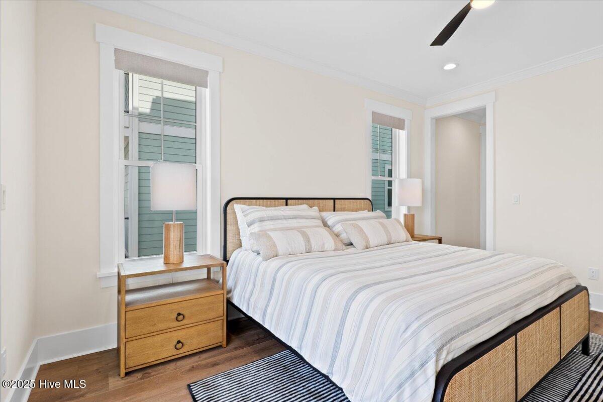 24 Grand View Drive