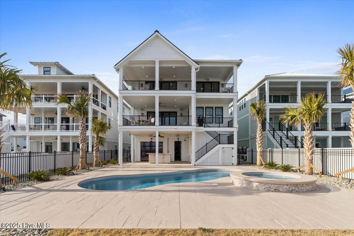 24 Grand View Drive