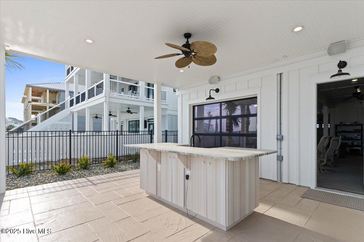 24 Grand View Drive