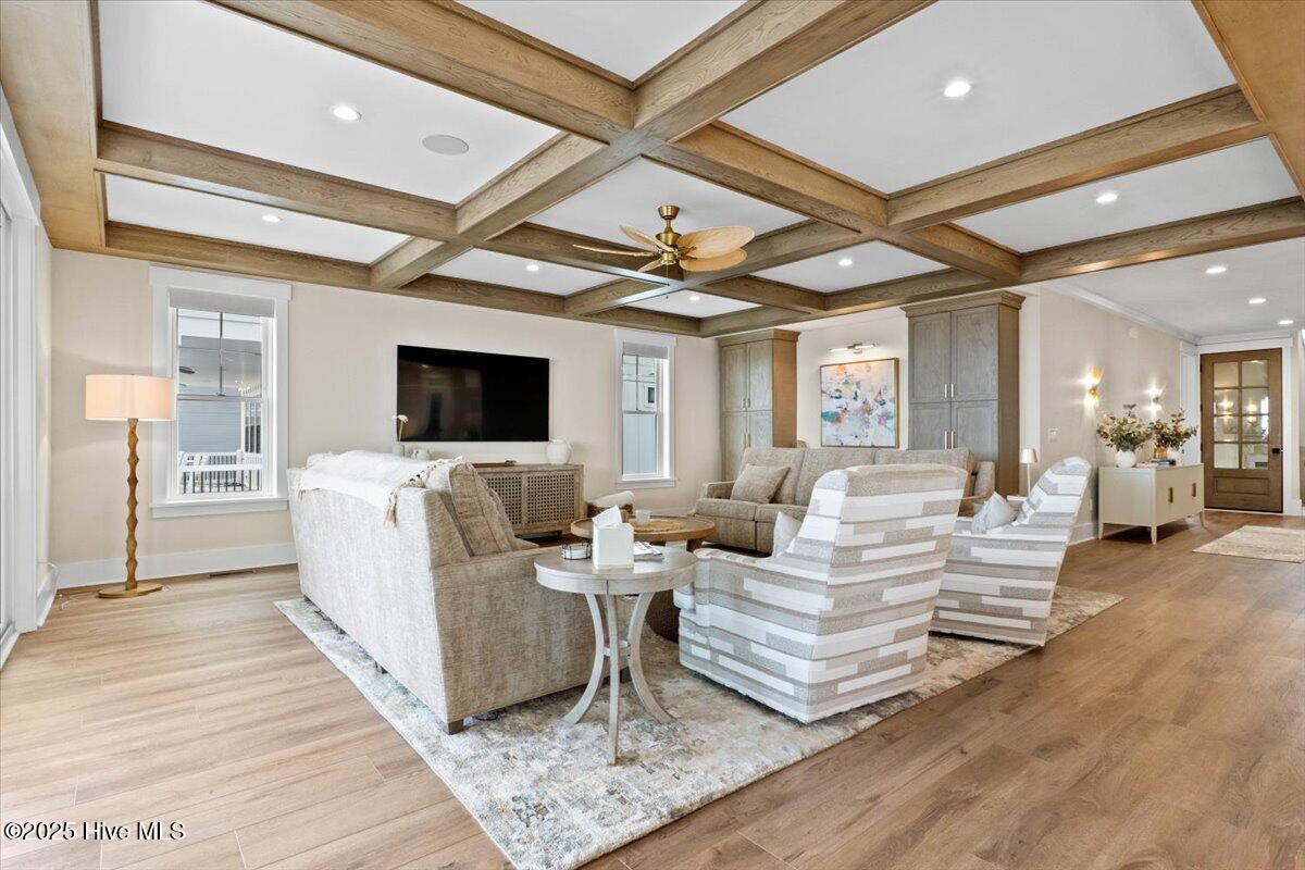 24 Grand View Drive