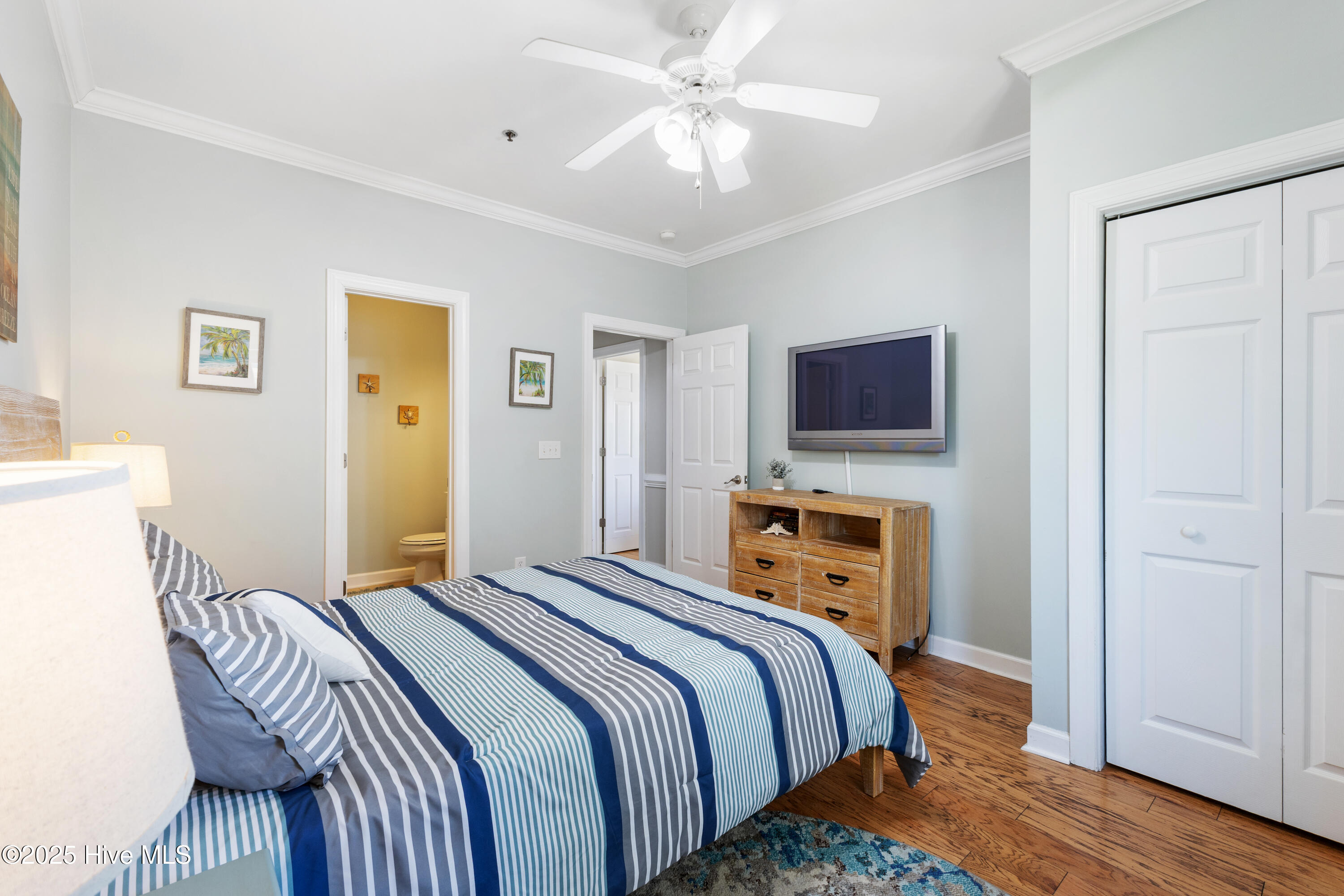 2 Jan Street SW, # B