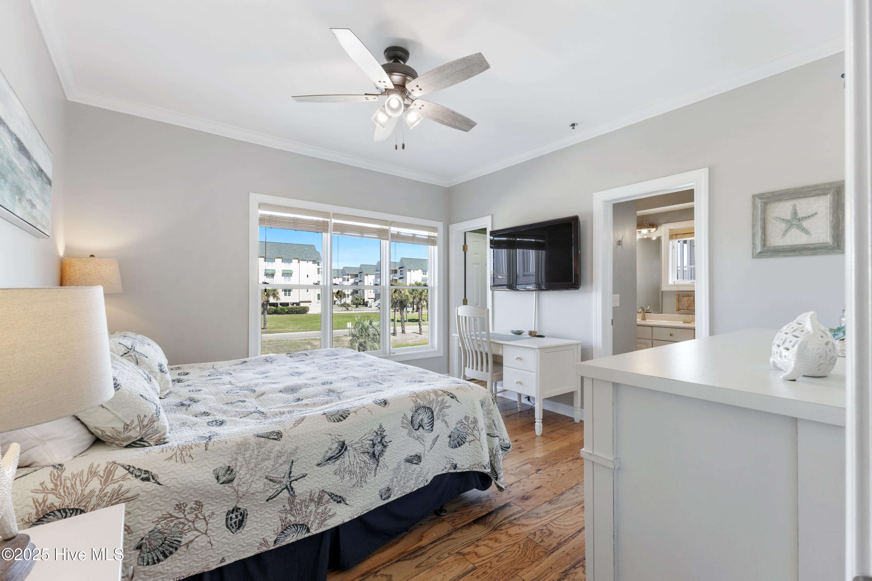 2 Jan Street SW, # B