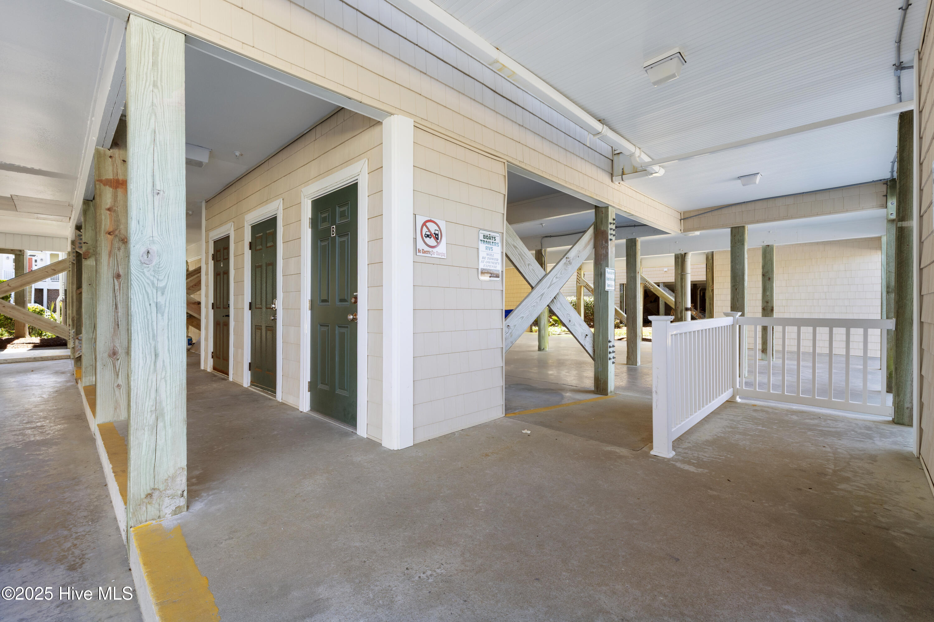 2 Jan Street SW, # B