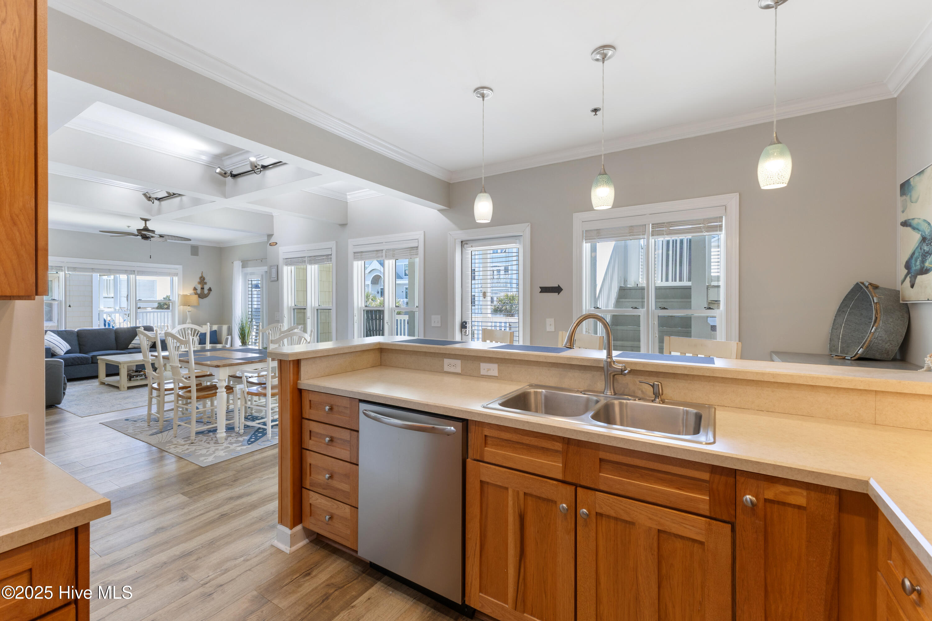 2 Jan Street SW, # B