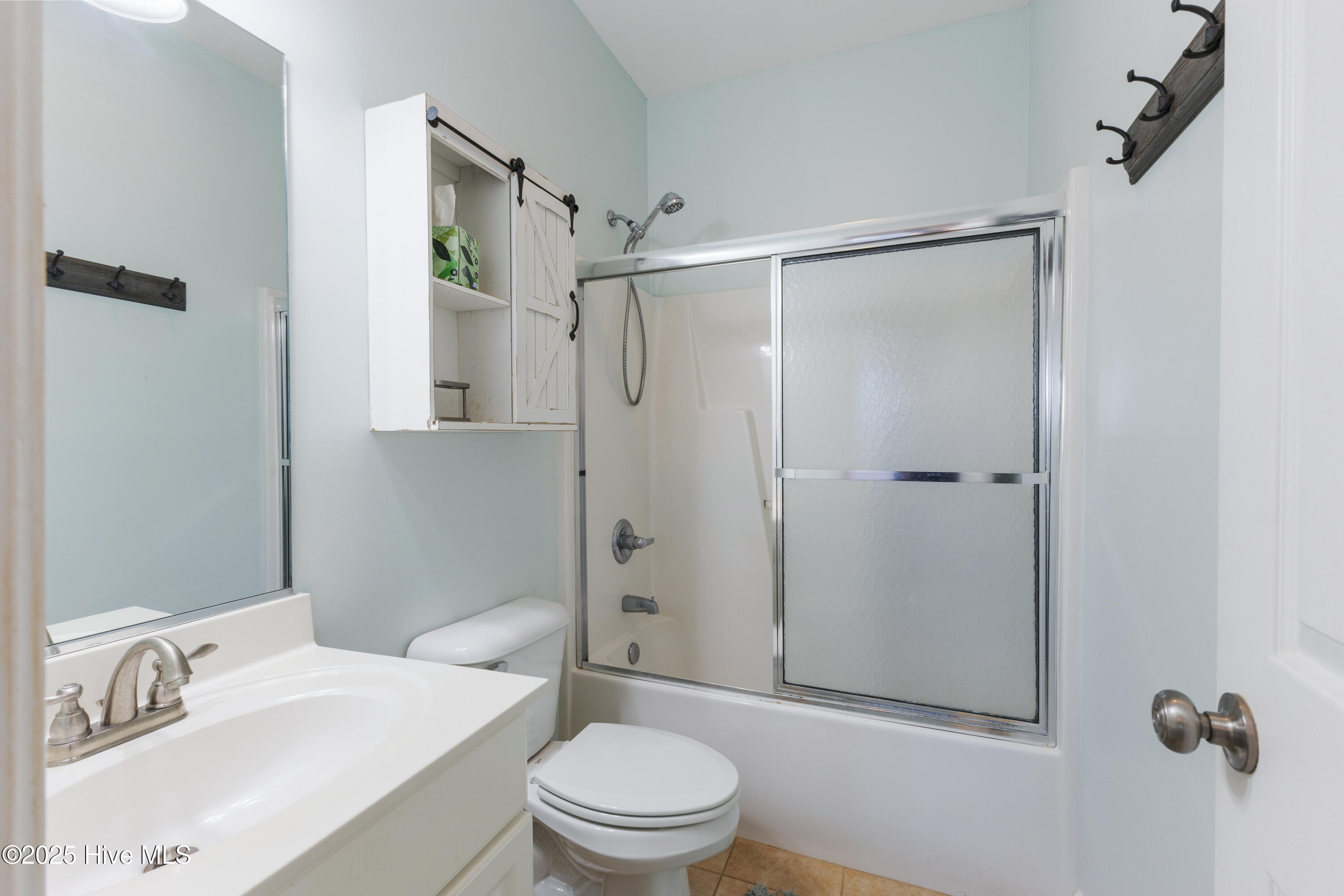 2 Jan Street SW, # B