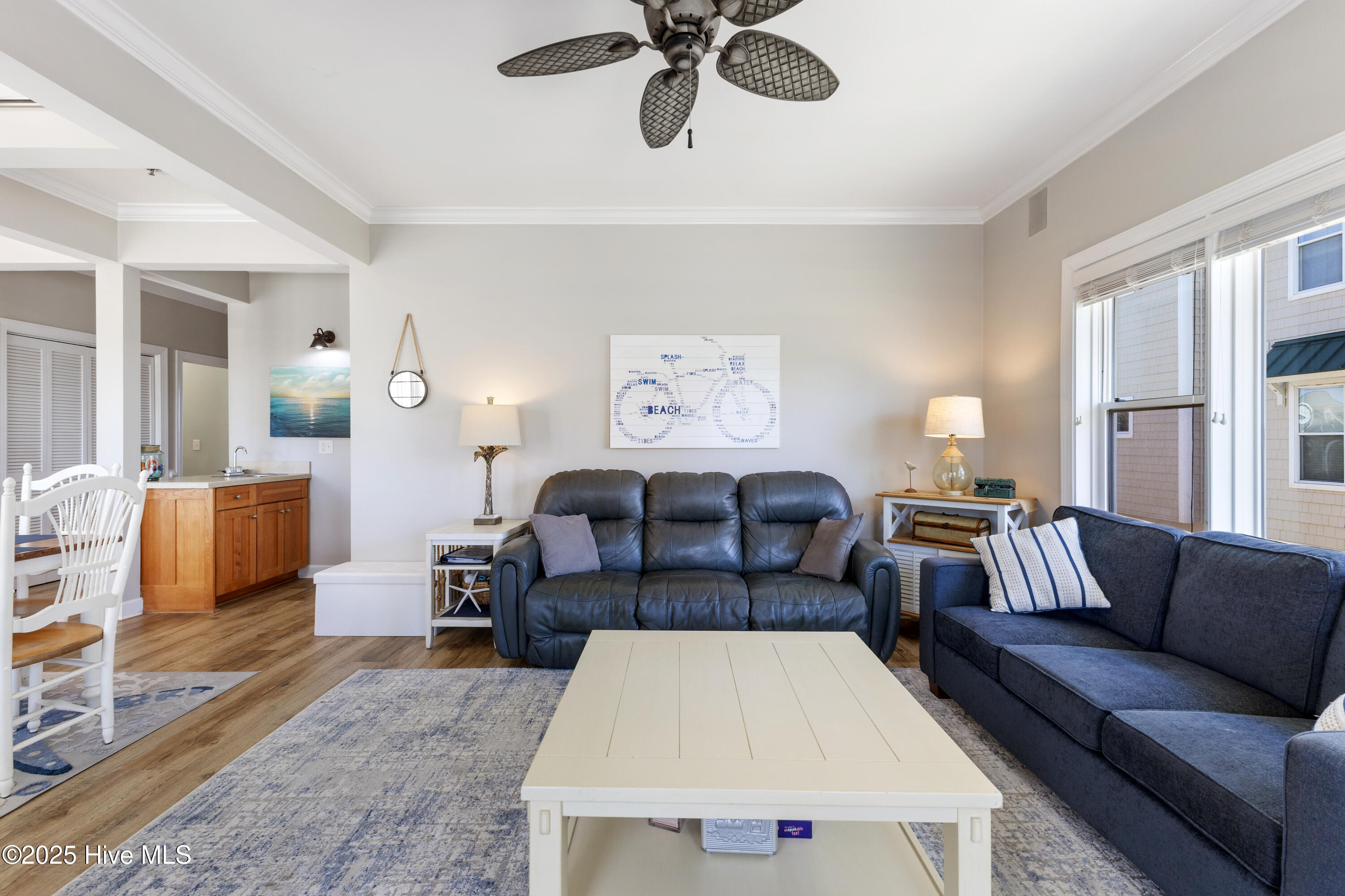 2 Jan Street SW, # B